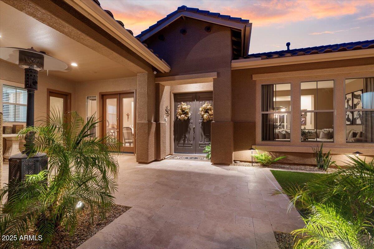 2237 W TWAIN Drive