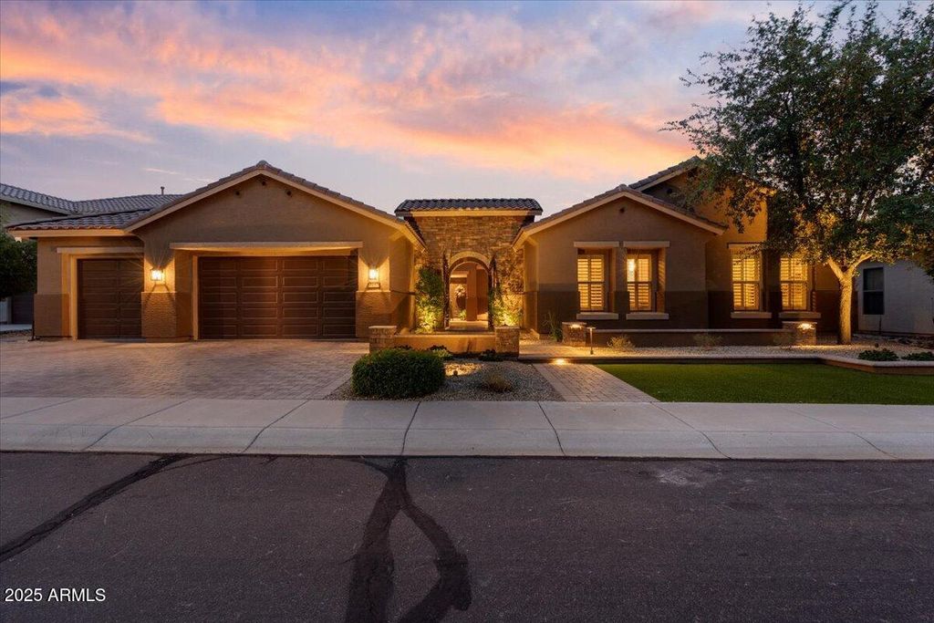 Photo of 2237 W Twain Drive, Anthem, AZ 85086 (MLS # 6922314)