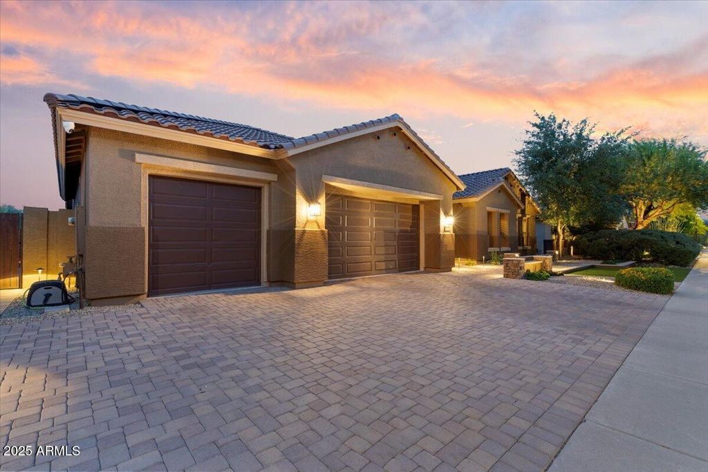 Photo of 2237 W Twain Drive, Anthem, AZ 85086 (MLS # 6922314)
