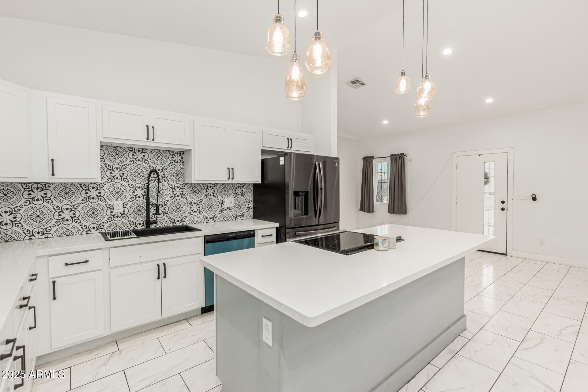 3614 W GRANADA Road