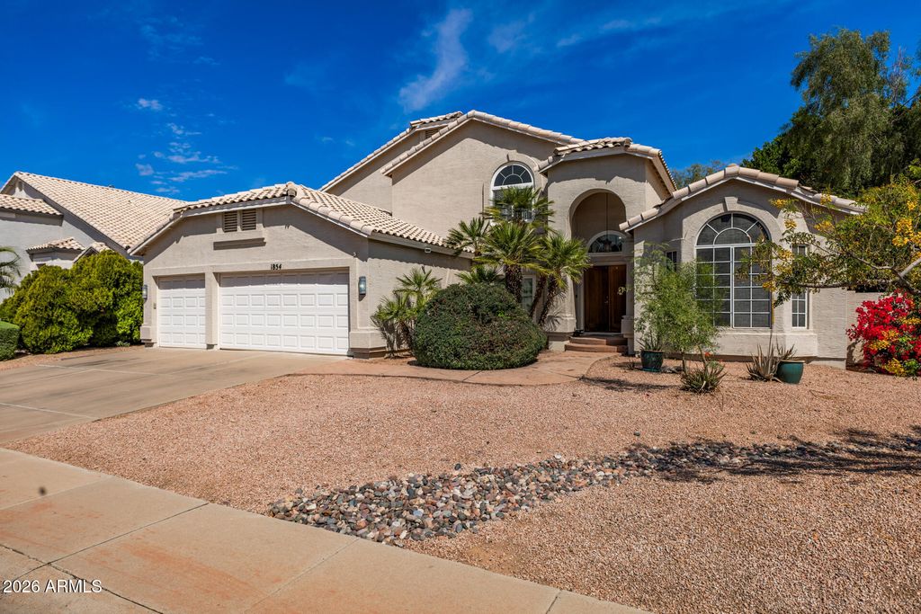 Photo of 1854 W San Angelo Street, Gilbert, AZ 85233 (MLS # 6999364)