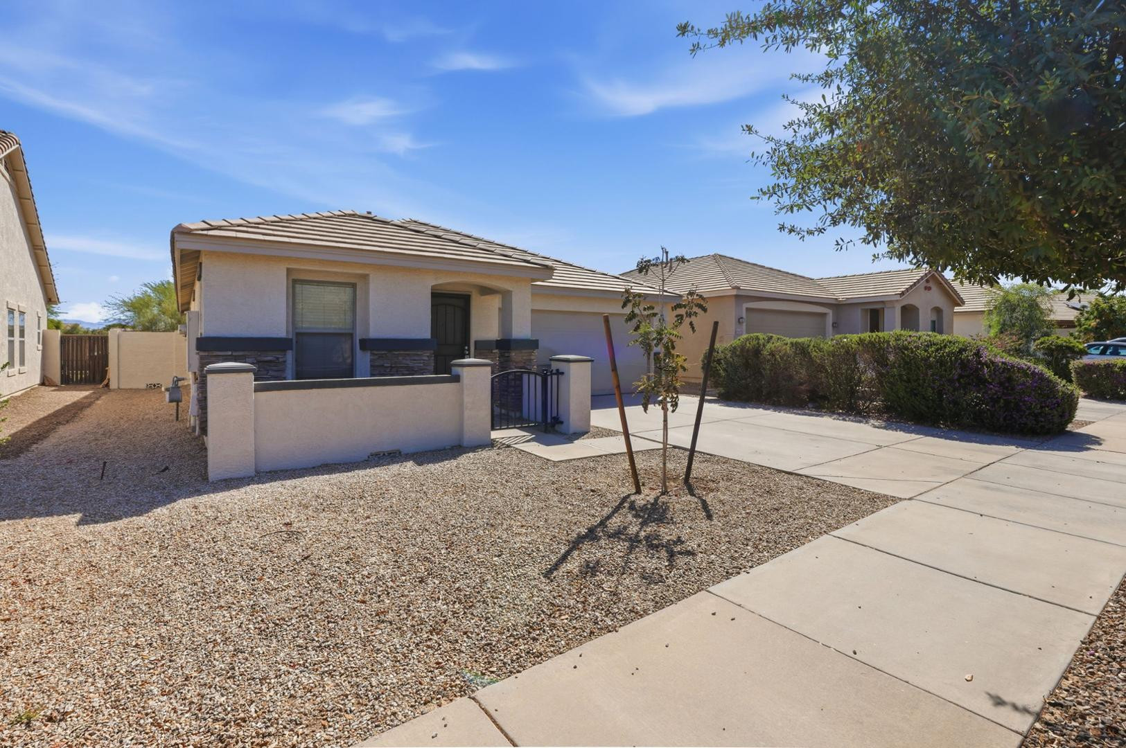 21858 E Puesta Del Sol