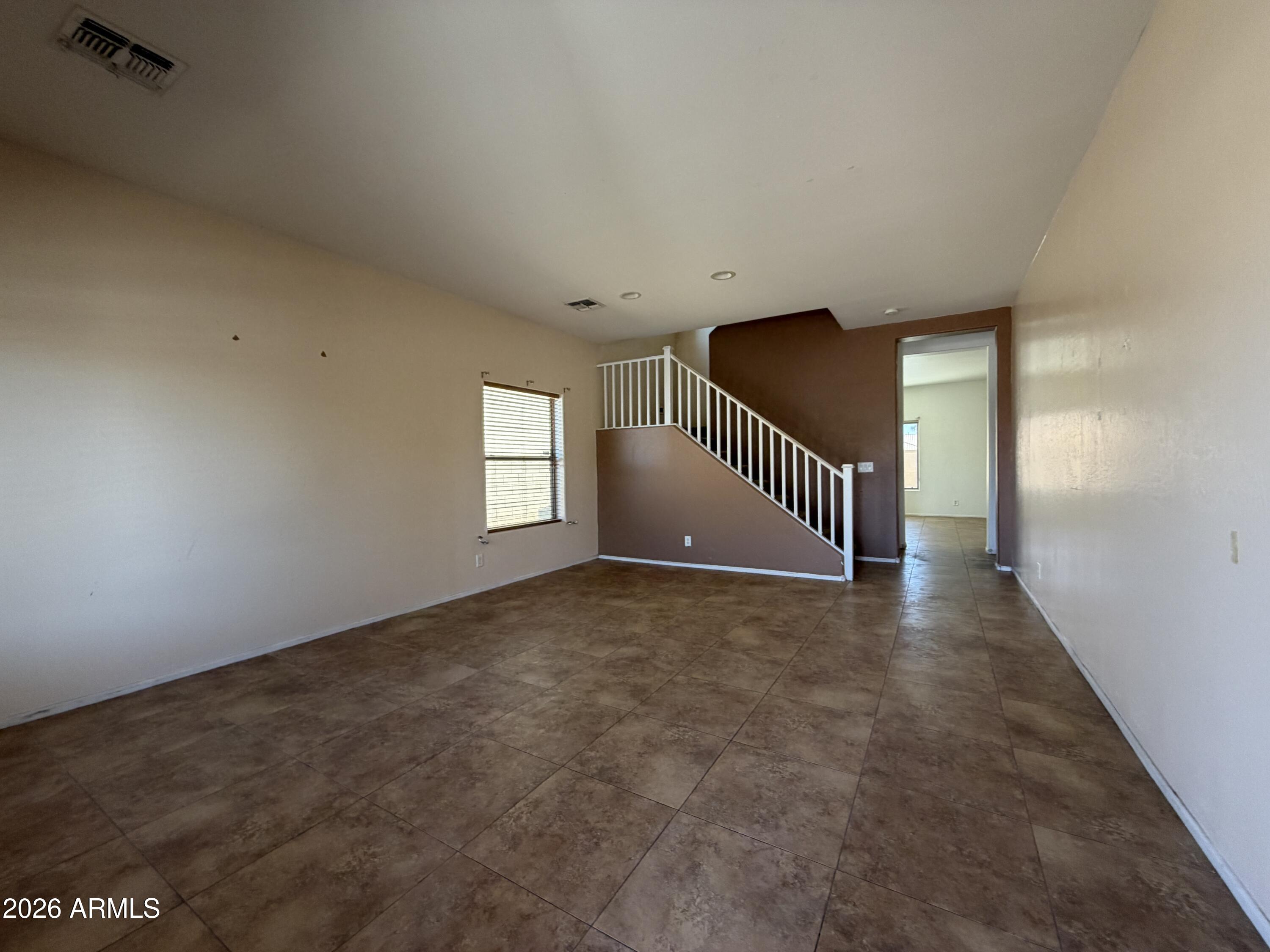 44263 W CAVEN Drive