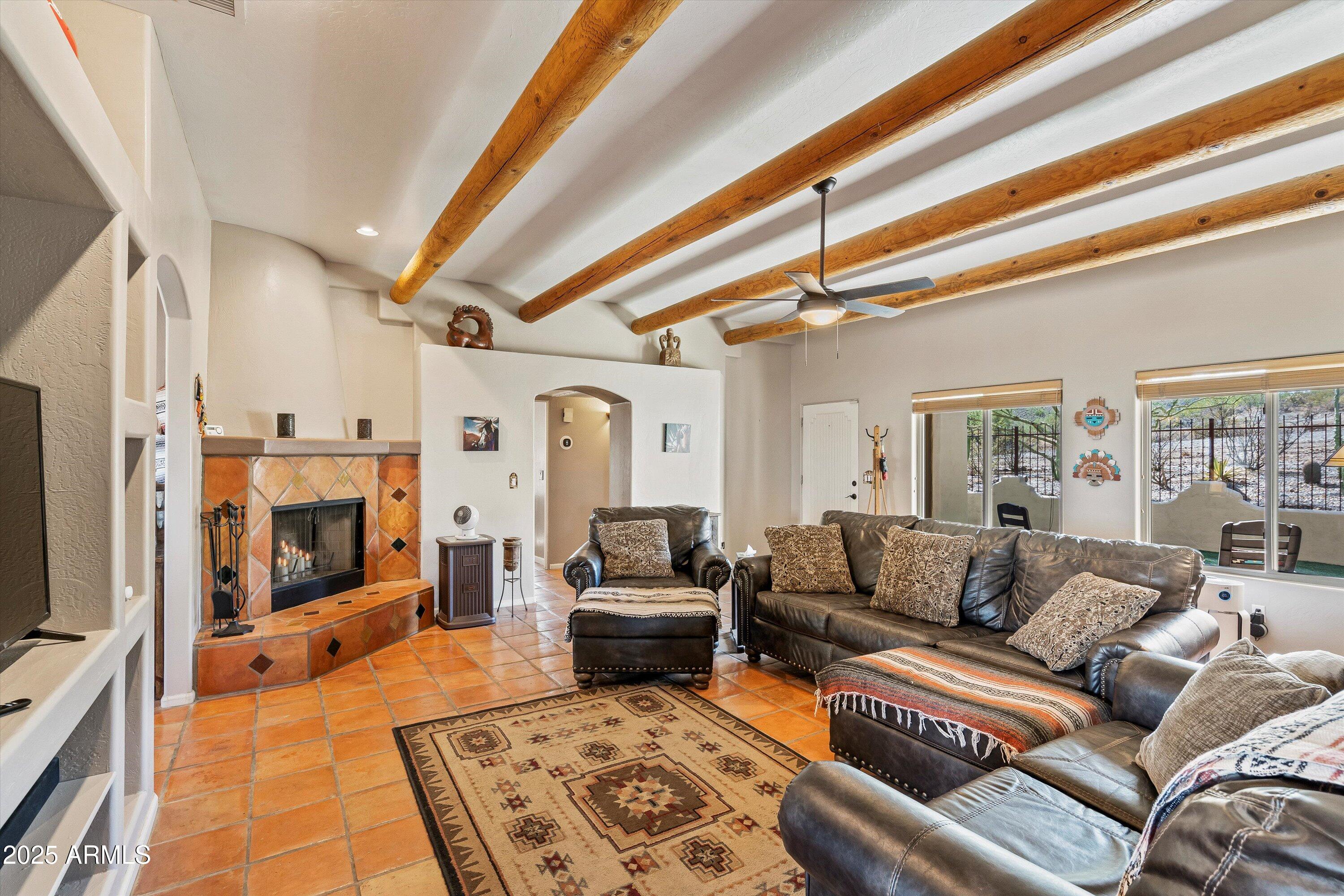 33449 N 10TH Street