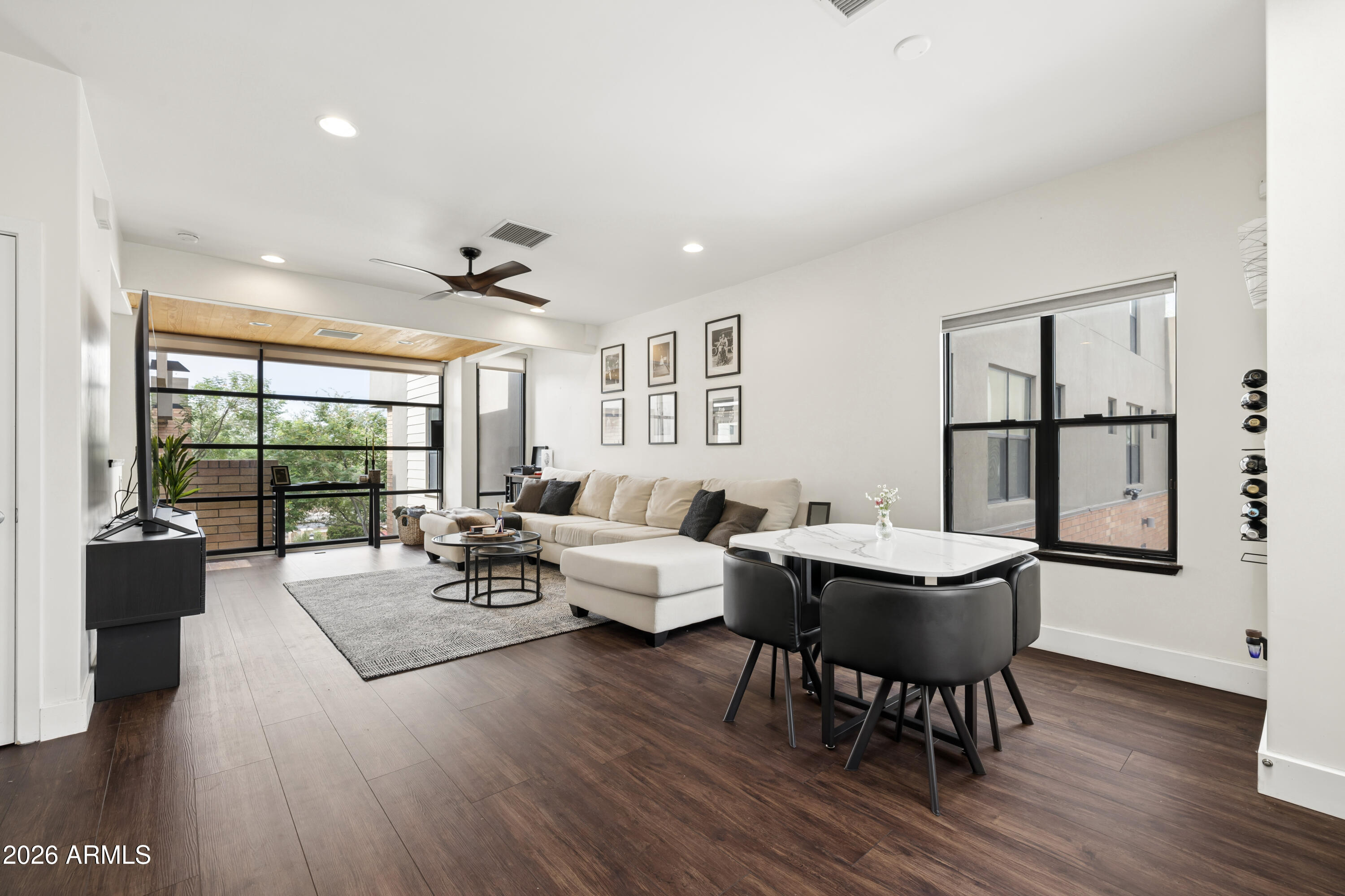 1300 W 5TH Street 1007