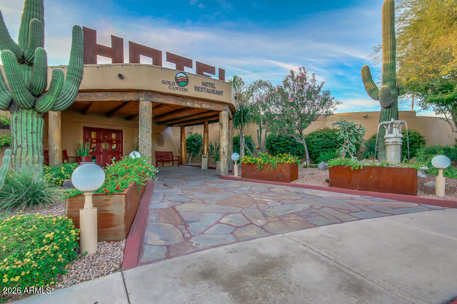 GOLD CANYON EAST - Residential
