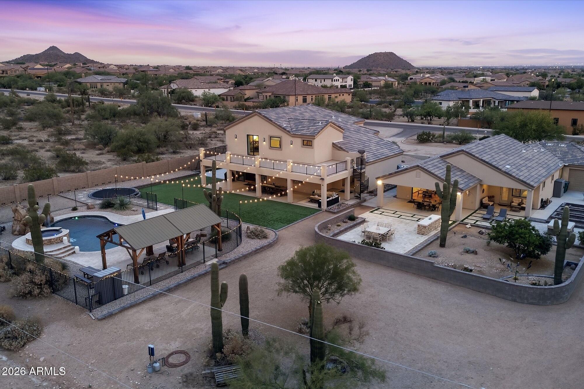 8236 E HERMOSA VISTA Drive