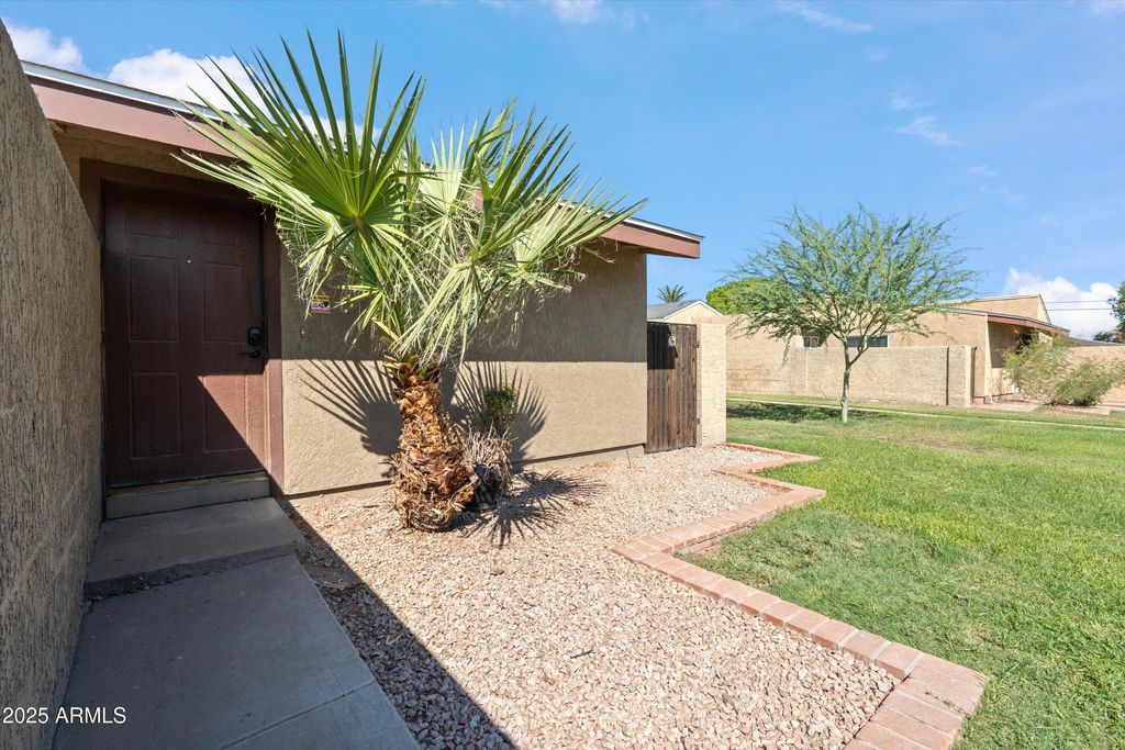 Photo of 816 S Melody Lane, Tempe, AZ 85281 (MLS # 6922605)