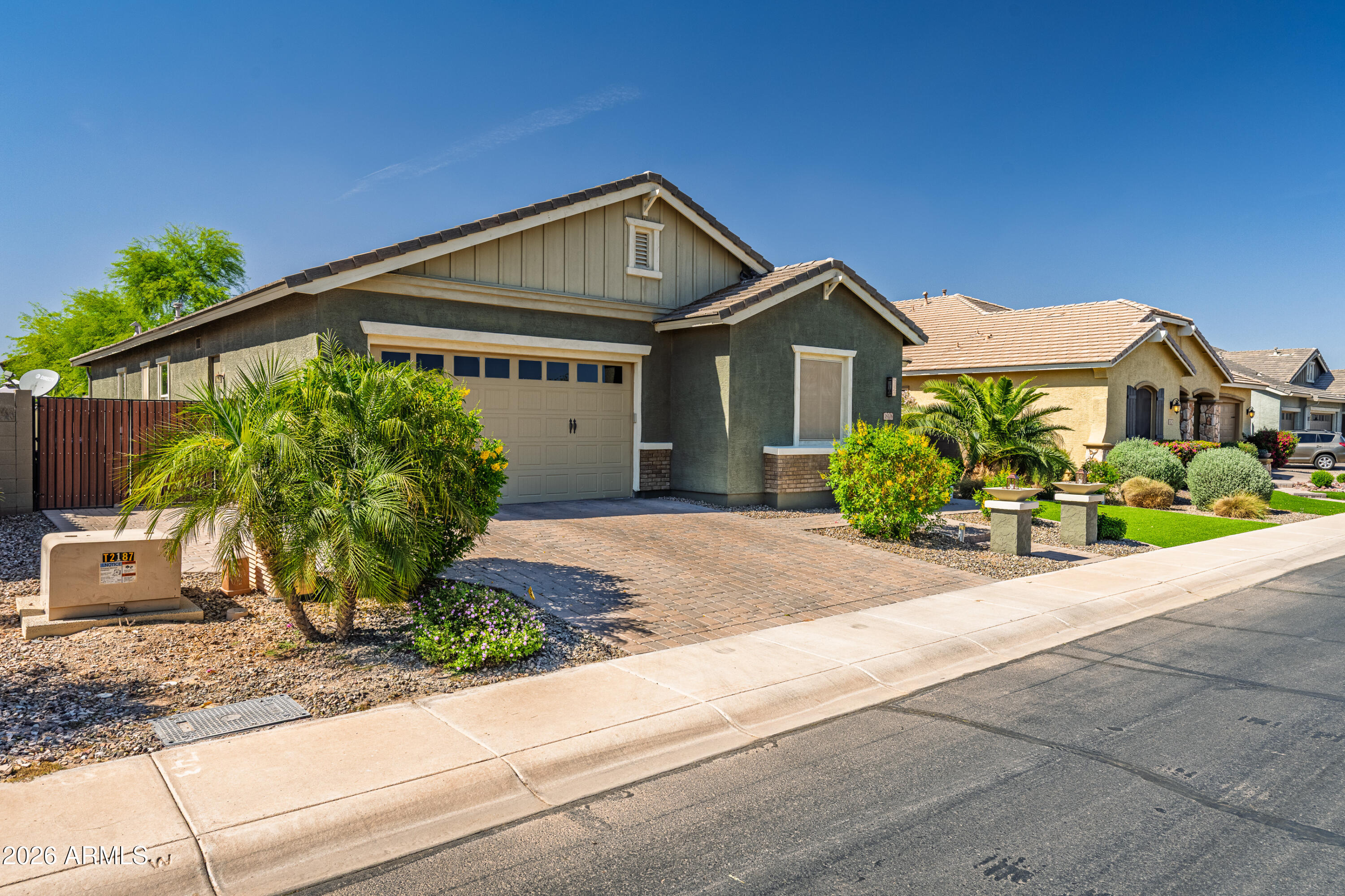 18106 N STONEGATE Road