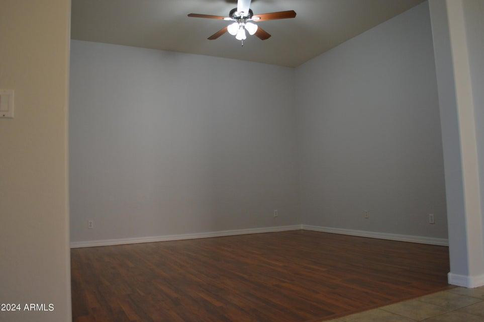 4132 E CARRIAGE Court