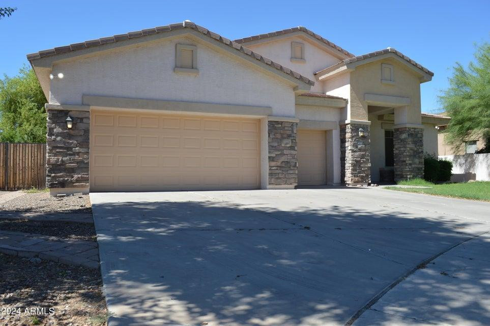 4132 E CARRIAGE Court
