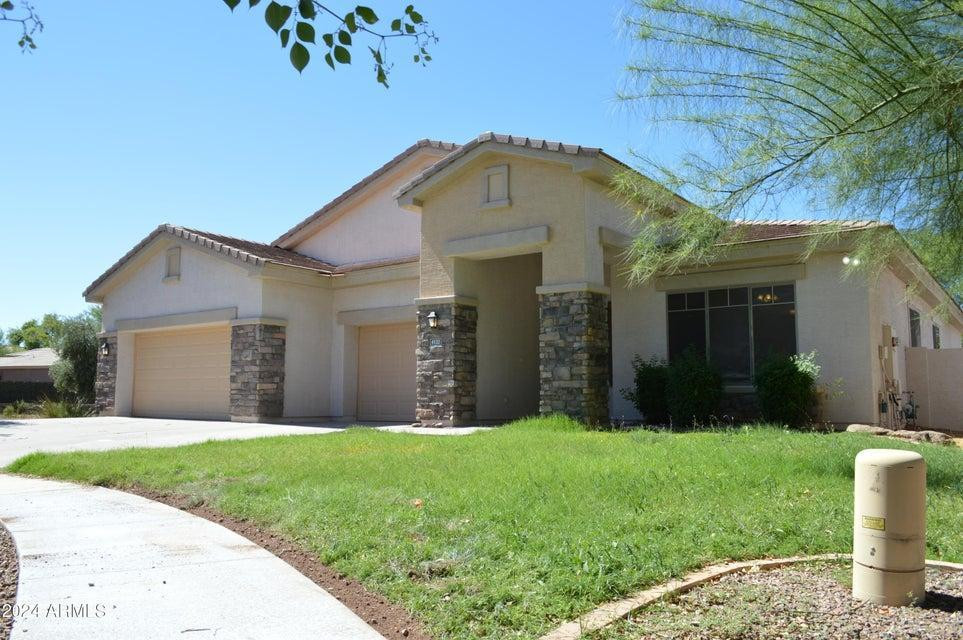 4132 E CARRIAGE Court