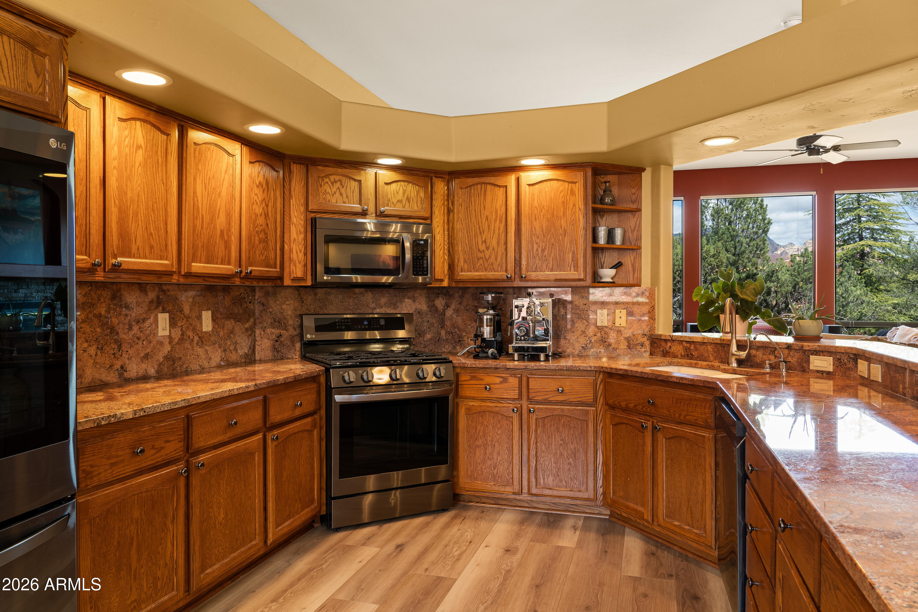 Sedona, Arizona, 86336, United States, 3 Bedrooms Bedrooms, ,3 BathroomsBathrooms,Residential,Active,2028217