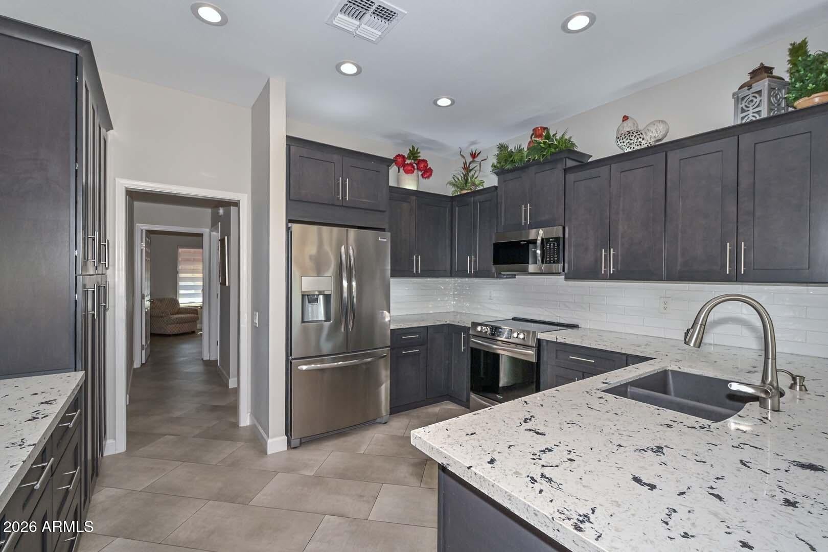 Homes for Sale in Queen Creek Arizona 3 20444 N MEADOWOOD Drive