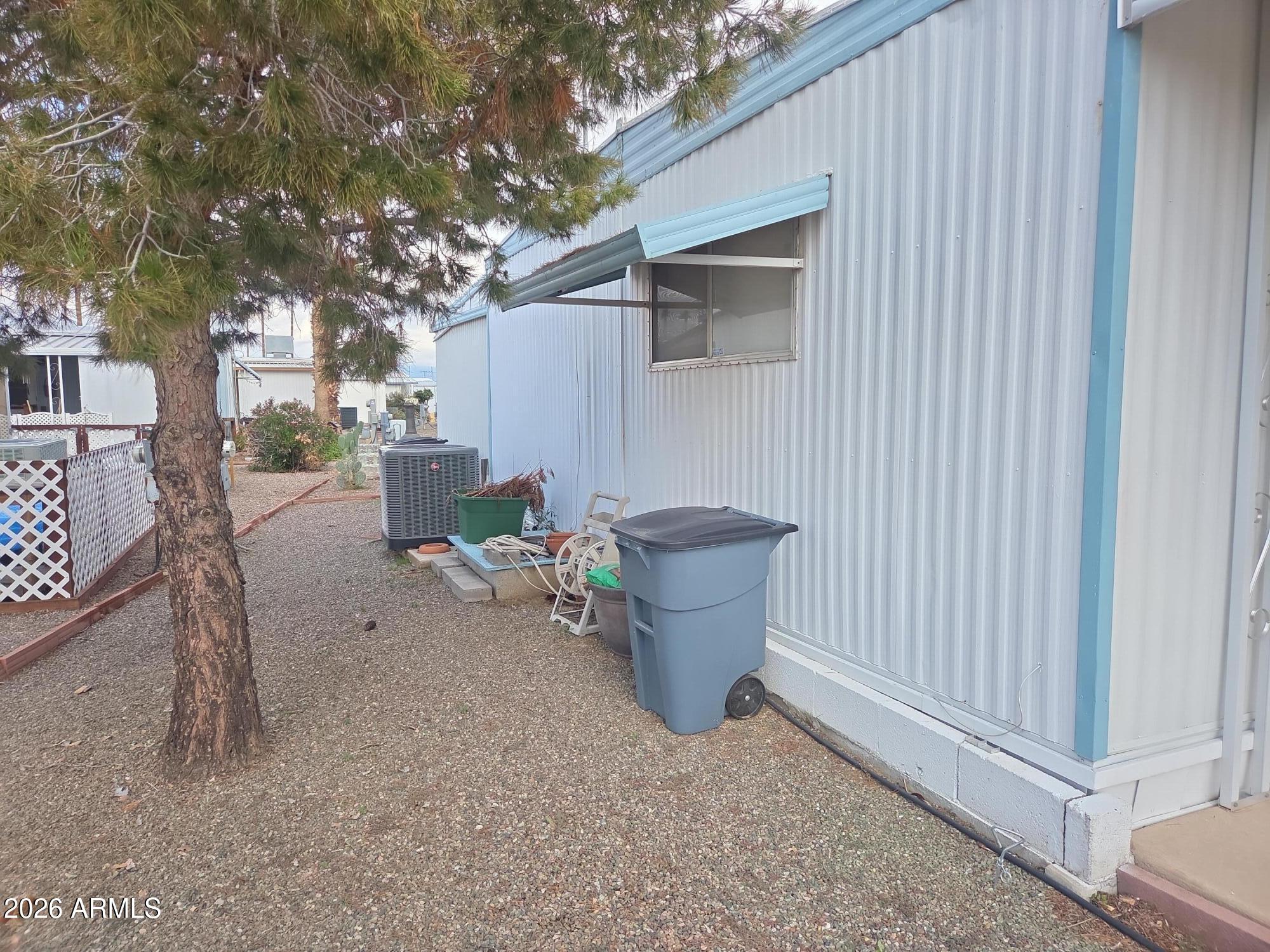 2600 E Allred -- E 69