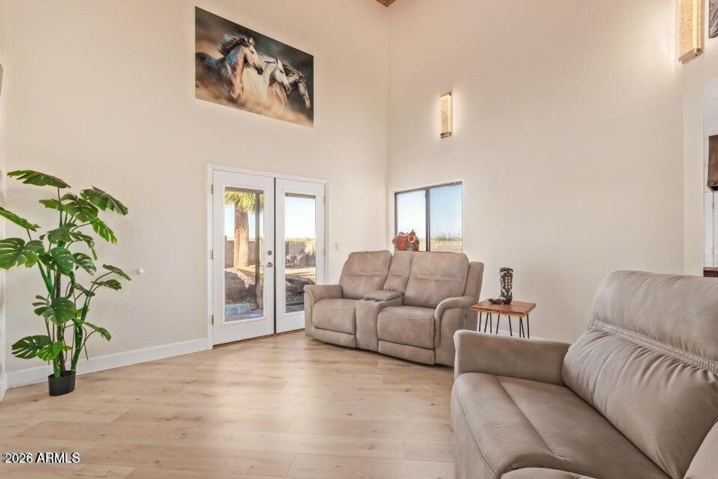 Photo of 536 W Casa Grande Lakes Boulevard N, Casa Grande, AZ 85122 (MLS # 6964746)