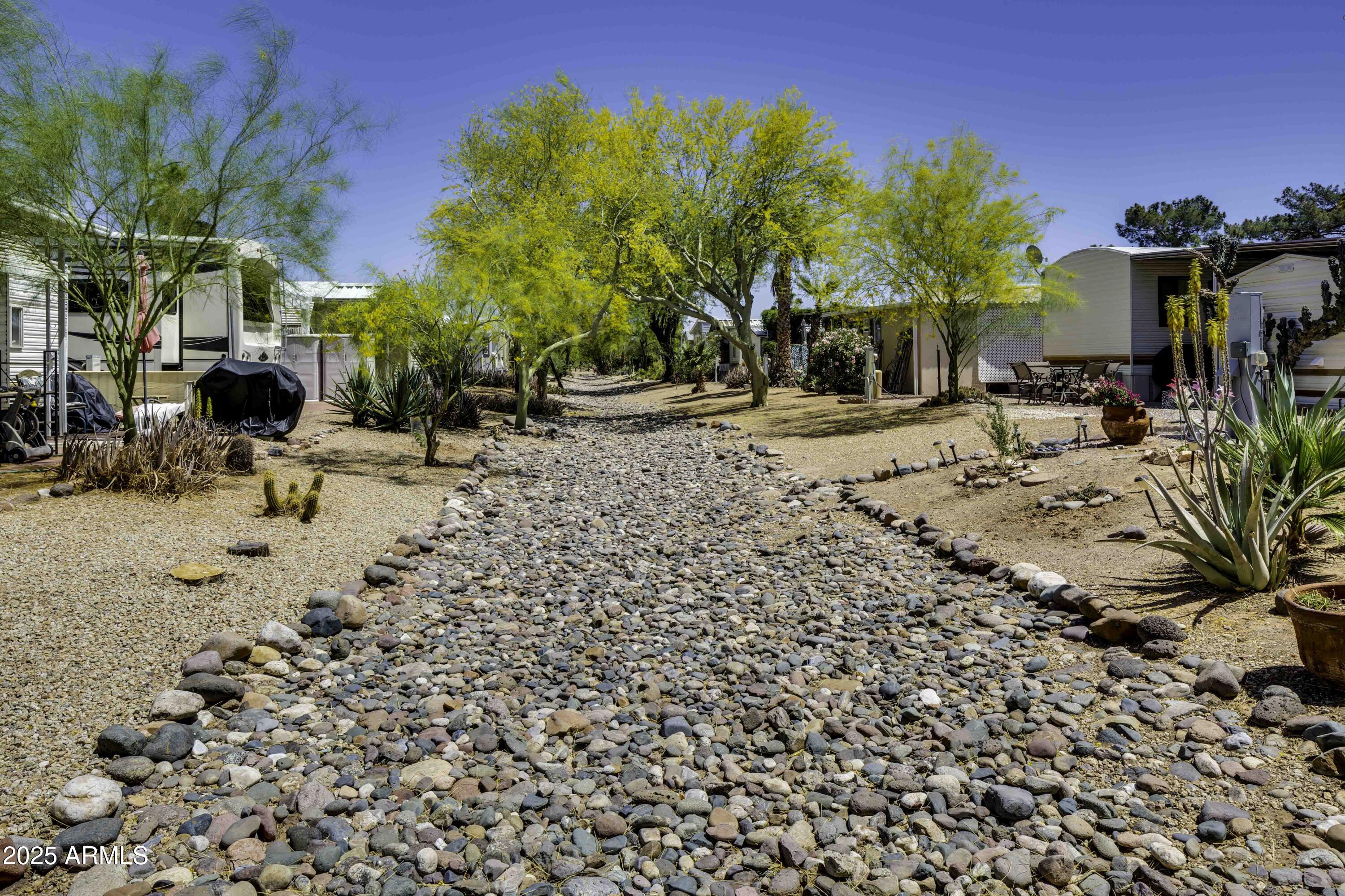 17200 W BELL Road 324