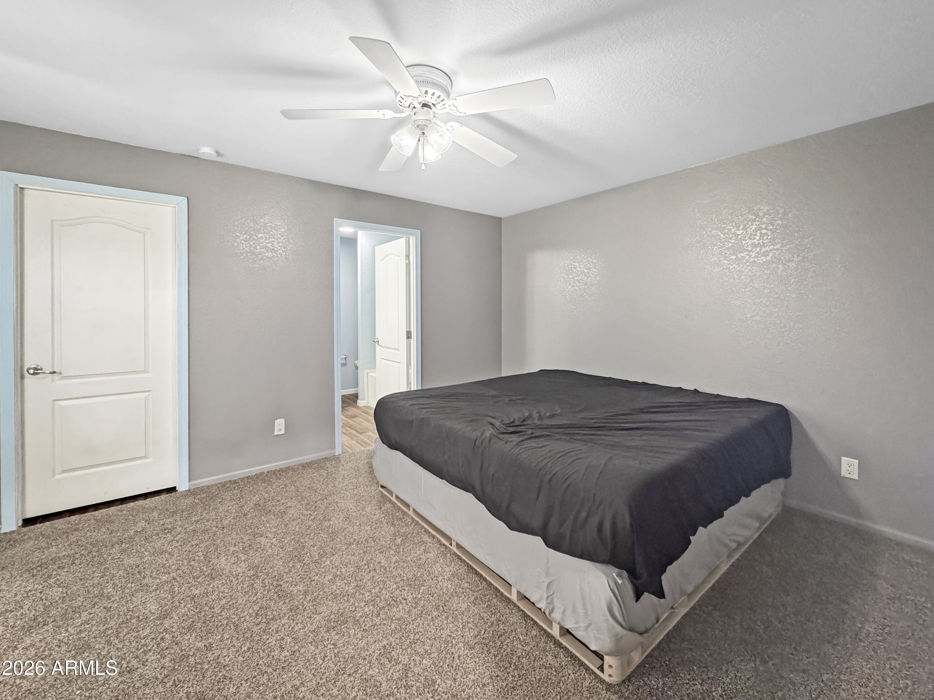 12721 W GREENWAY Road 184