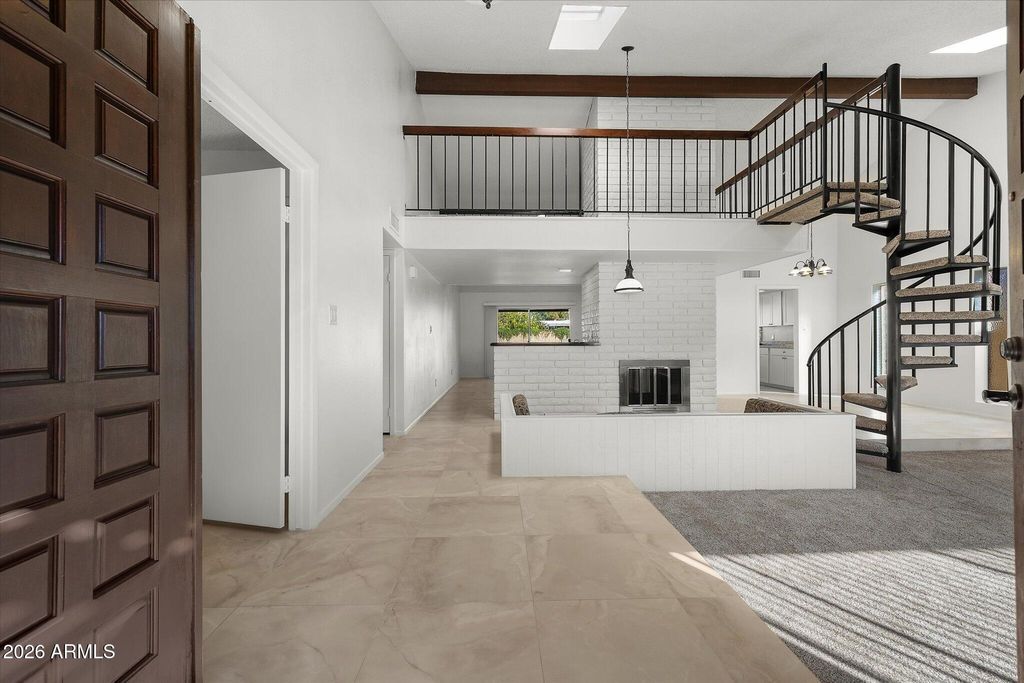 Photo of 1650 W Kiowa Avenue, Mesa, AZ 85202 (MLS # 6973085)