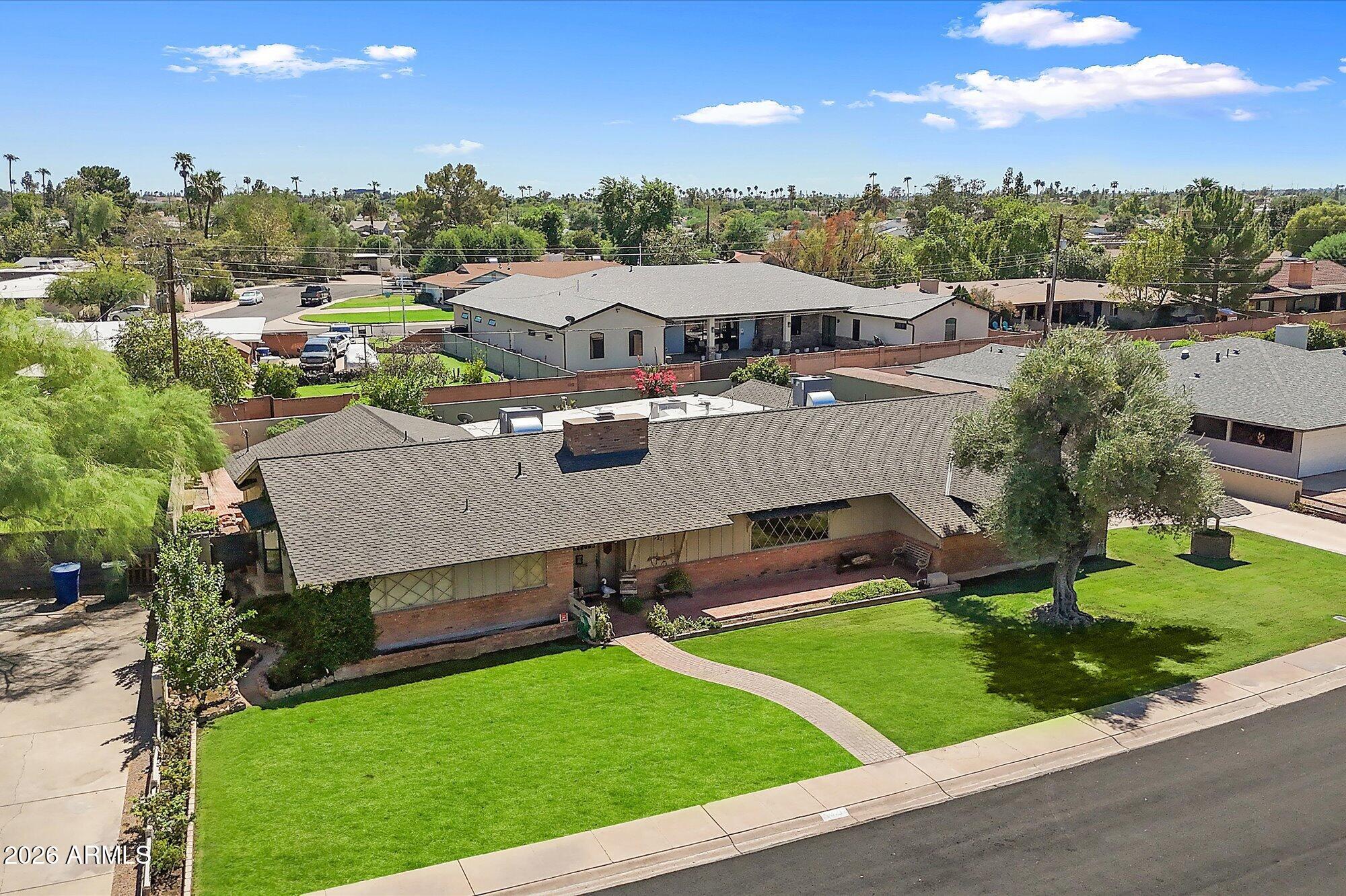 321 E Concorda Drive