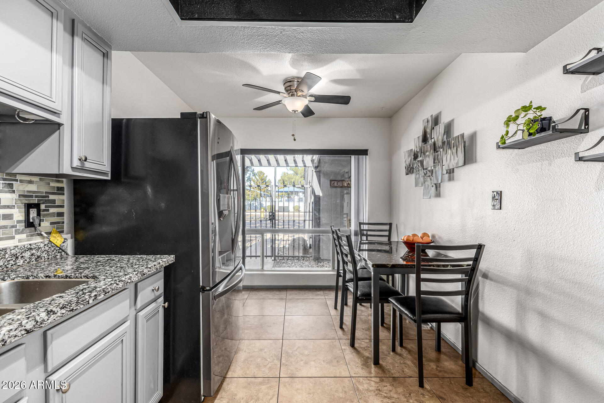 5249 W Mountain View Road