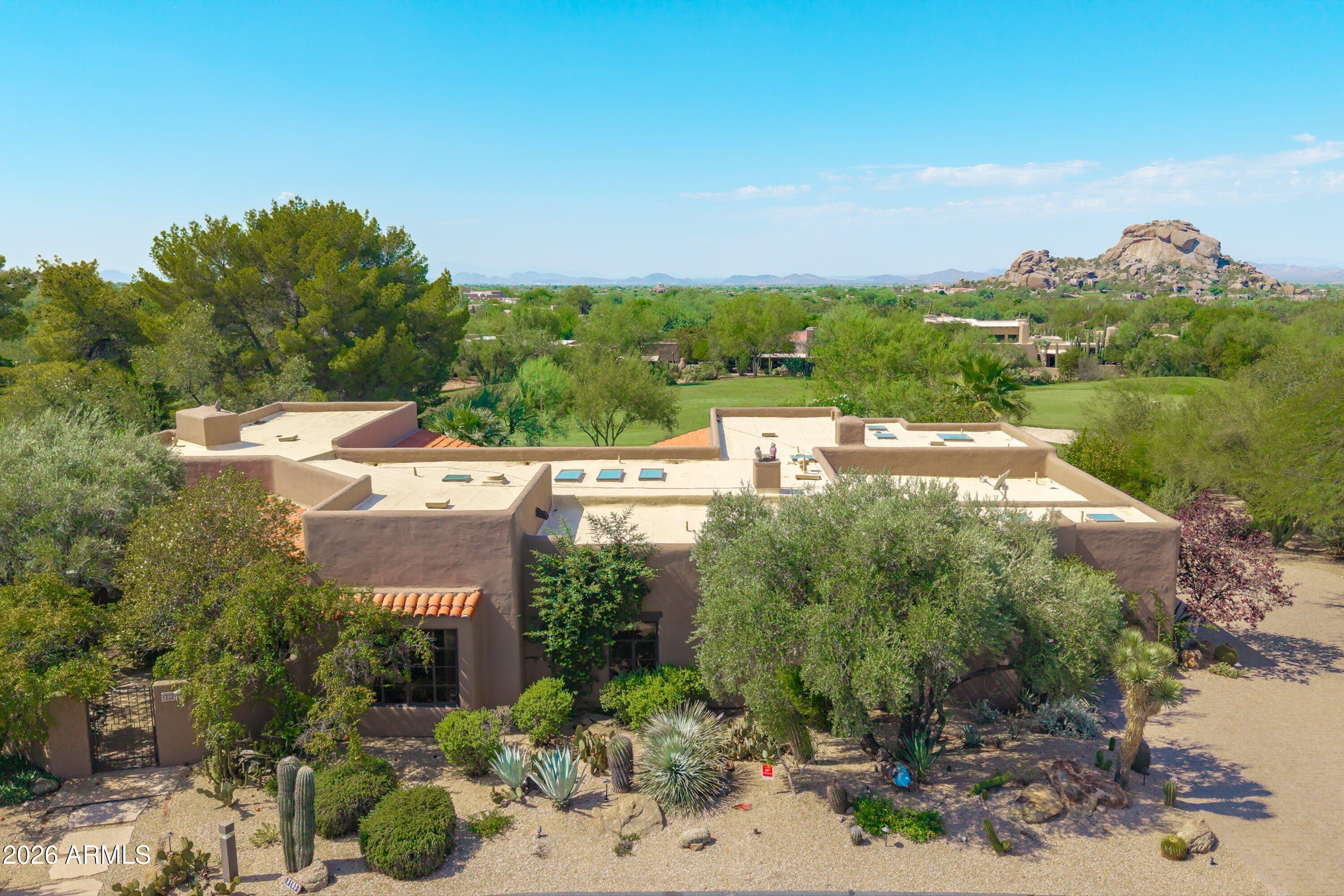 3103 ARROYO HONDO --
