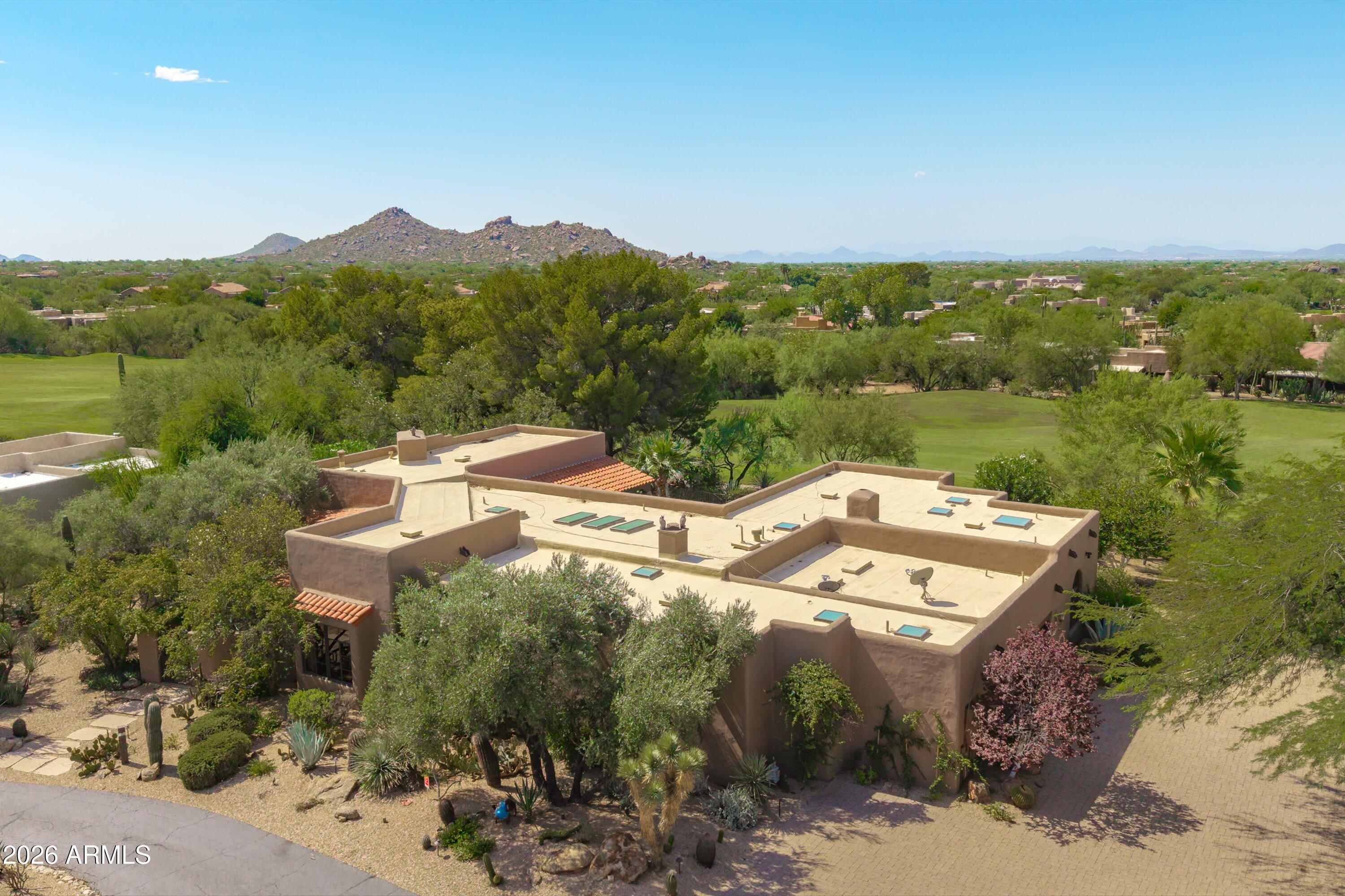 3103 ARROYO HONDO --