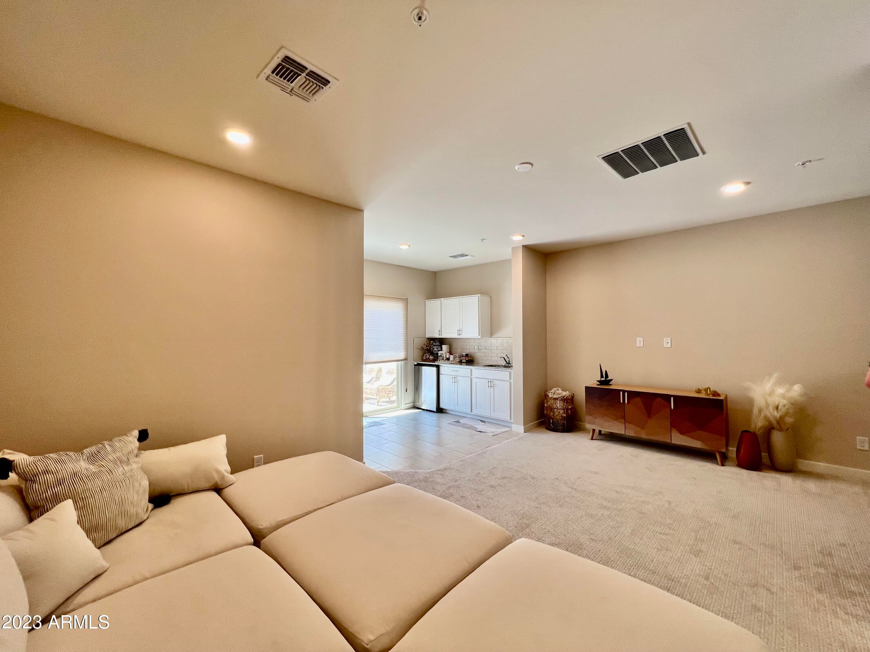 2145 W HARMONT Drive