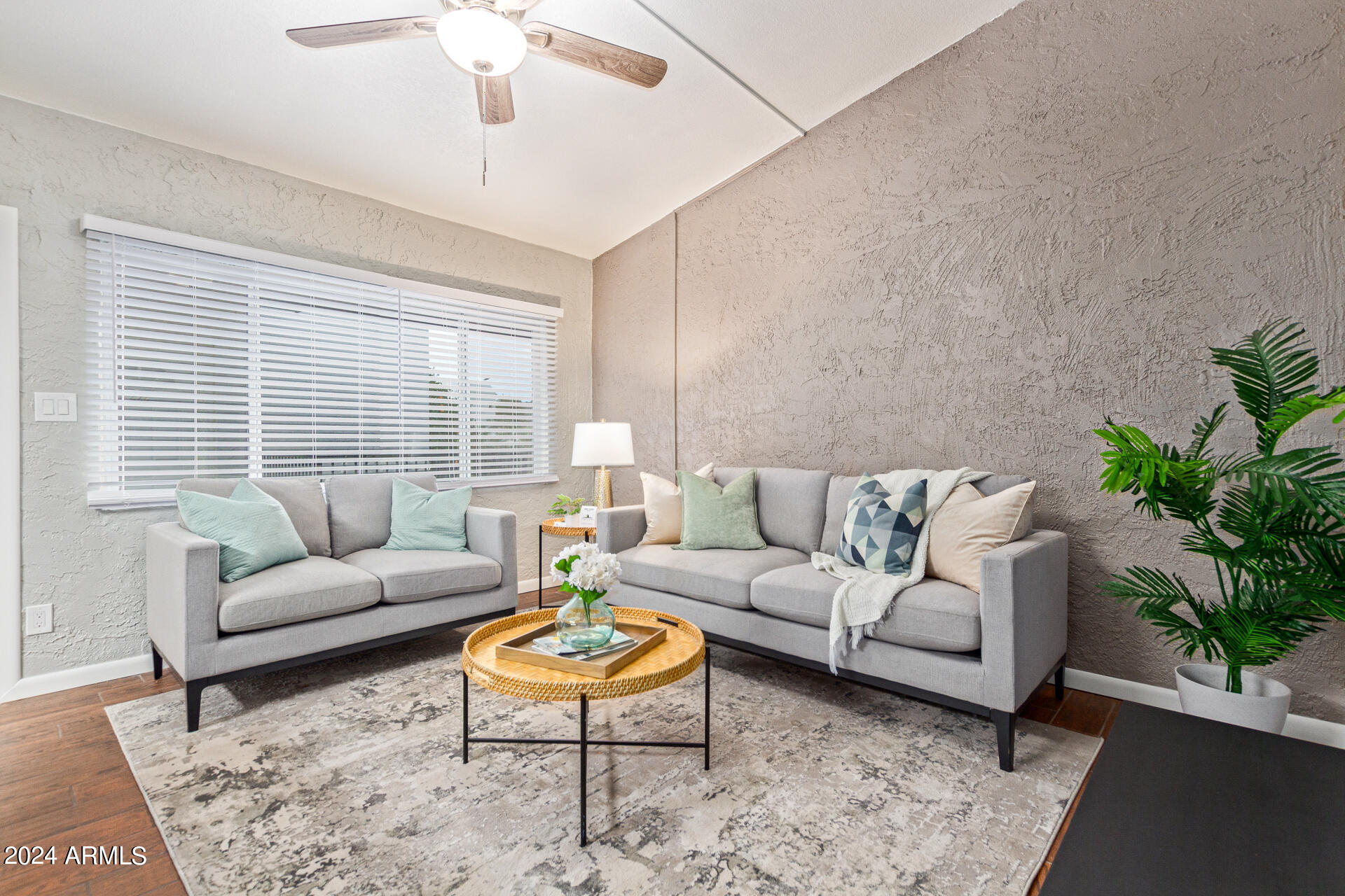 1602 E OCOTILLO Road 121