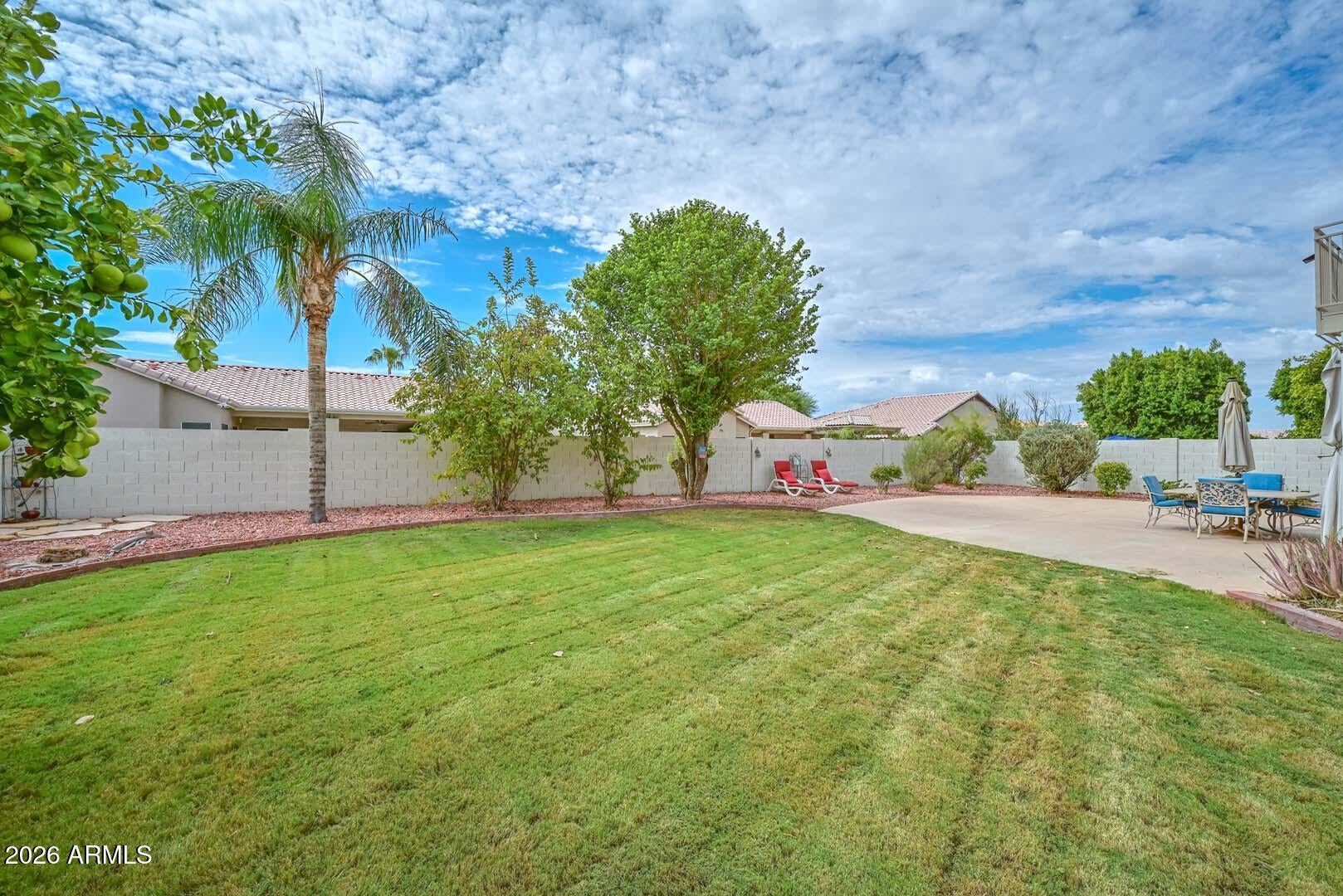 7133 W PARAISO Drive