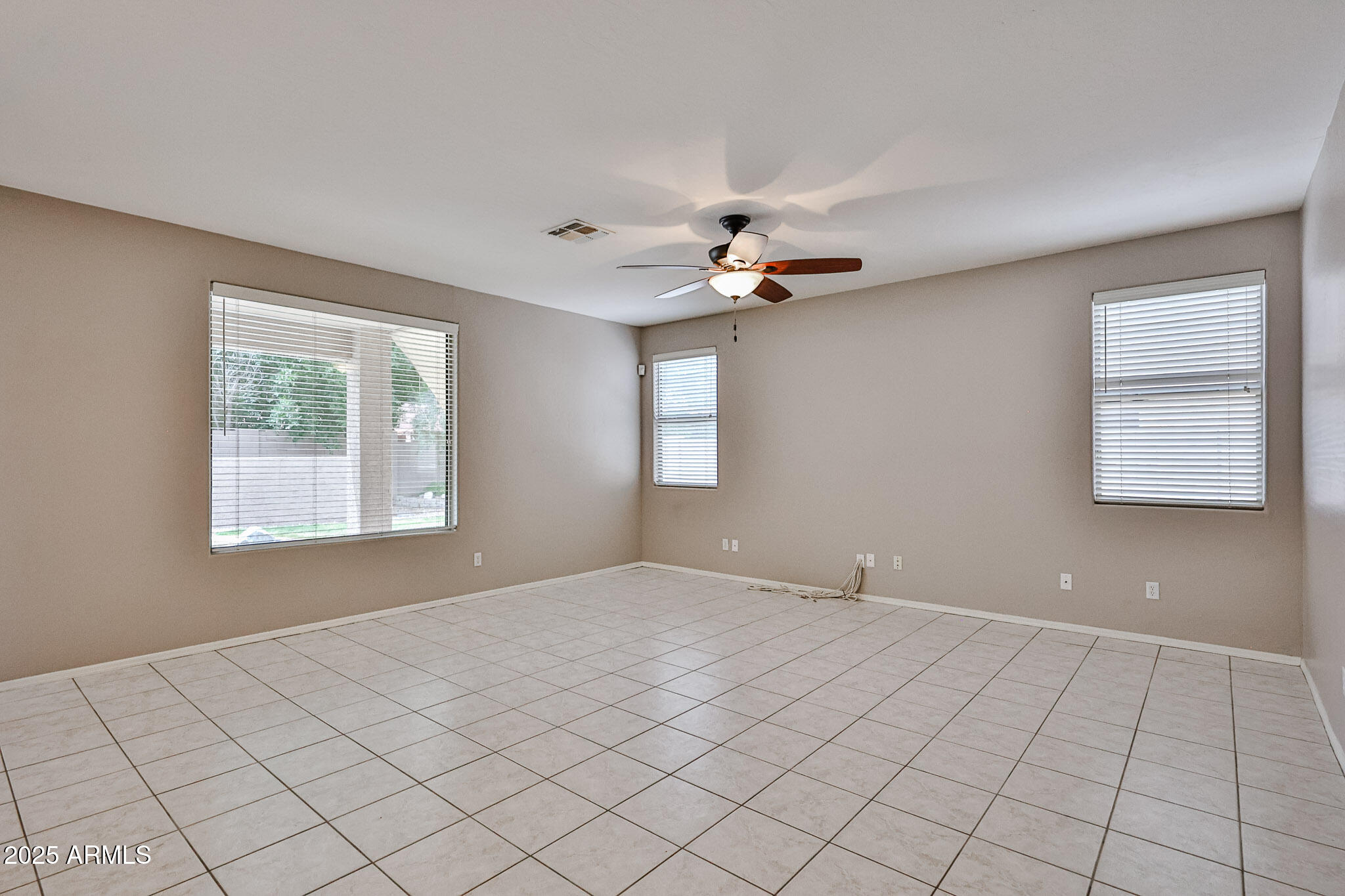 6833 W TETHER Trail