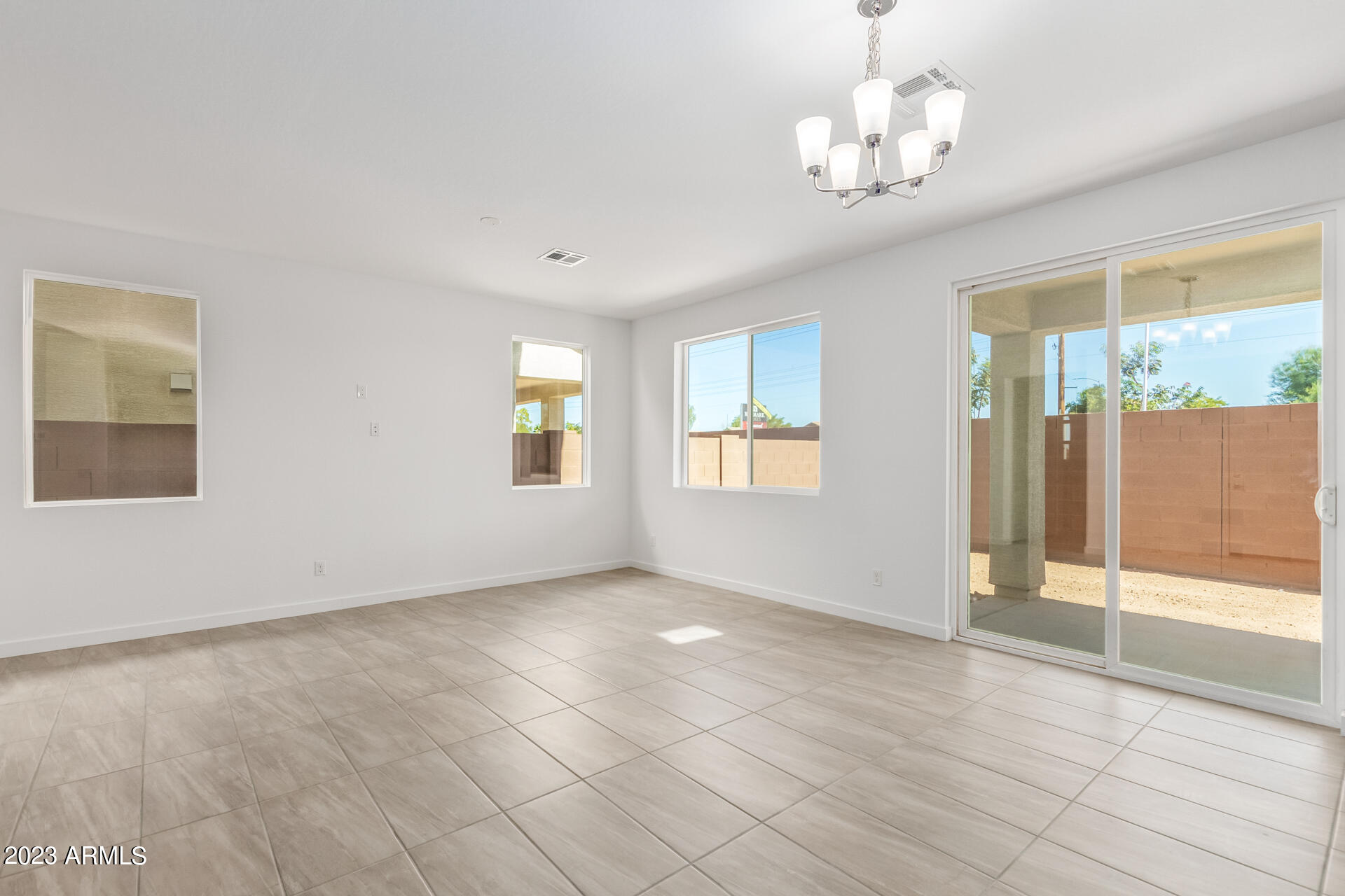 Photo 11 of 18 of 651 S Del Rancho Circle house