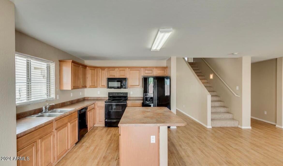 3886 W Dancer Lane