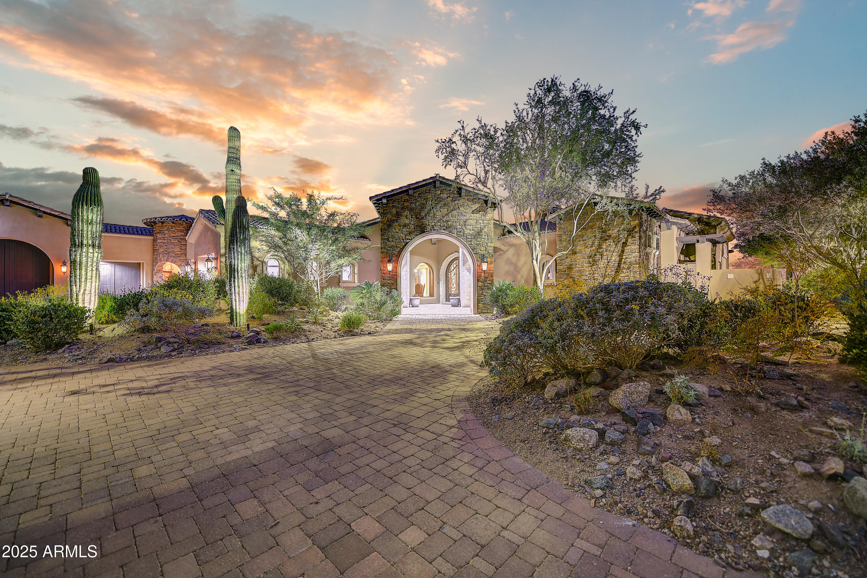 14371 E Kalil Drive

                                                                             Scottsdale                                

                                    , AZ - $5,400,000