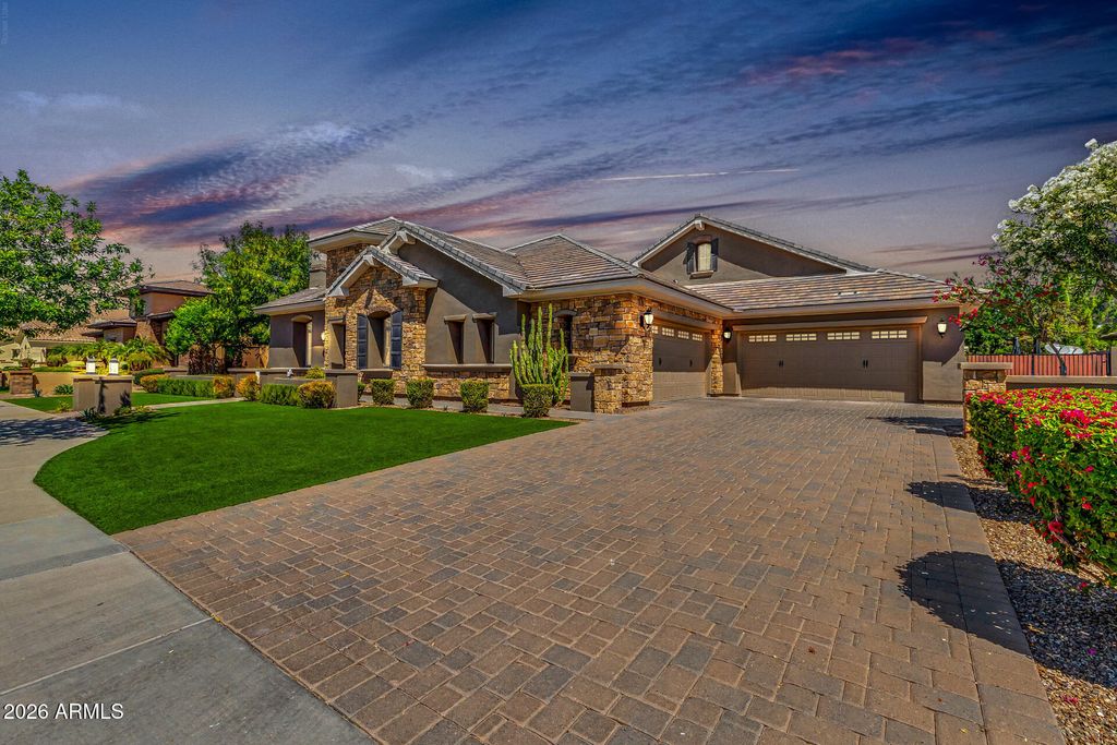 Photo of 2174 E Mead Drive, Gilbert, AZ 85298 (MLS # 7018394)
