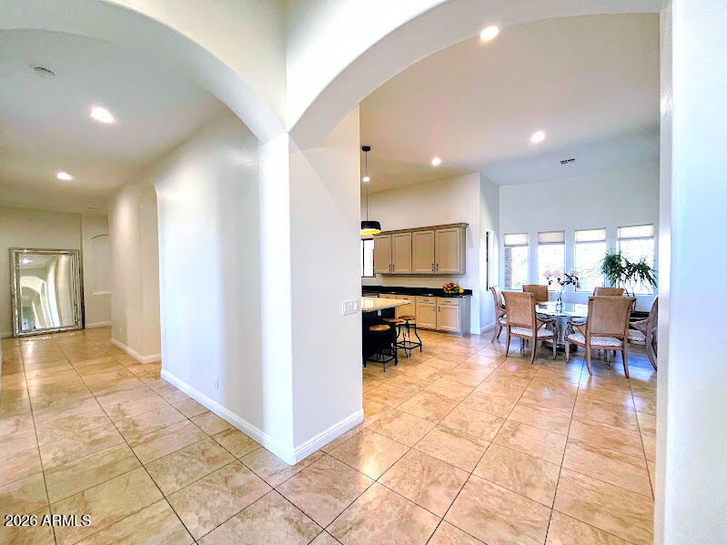 28142 N SANDRIDGE Drive