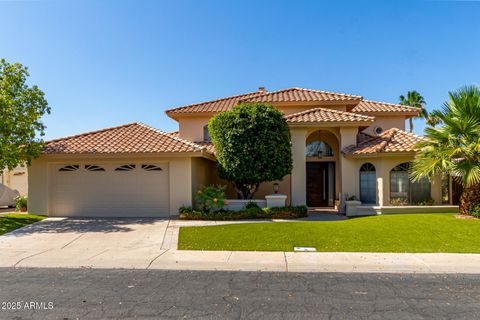 1834 E WILLOW TREE Court Gilbert AZ 85234