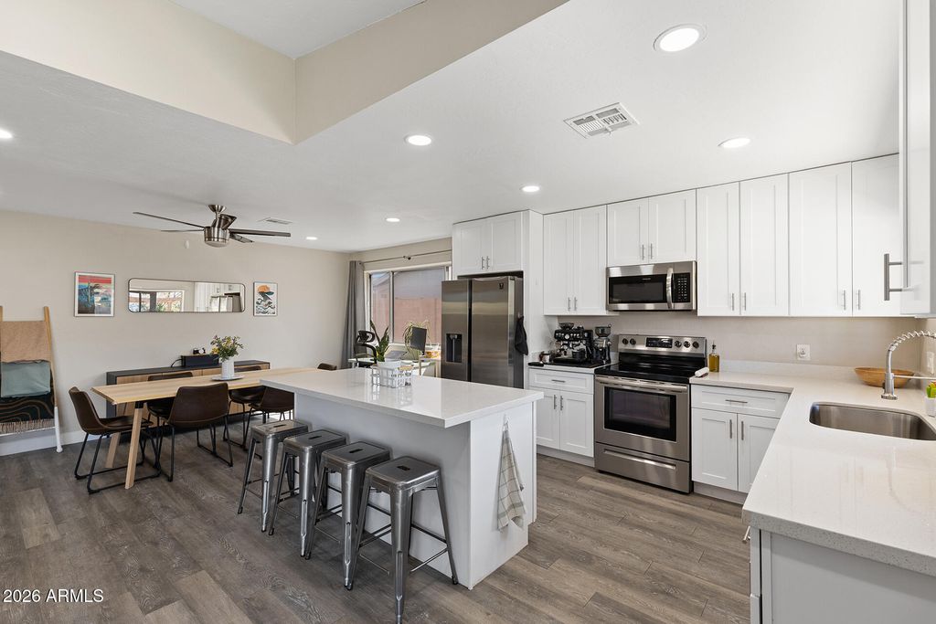 Photo of 2210 E Edgewood Avenue, Mesa, AZ 85204 (MLS # 6999663)