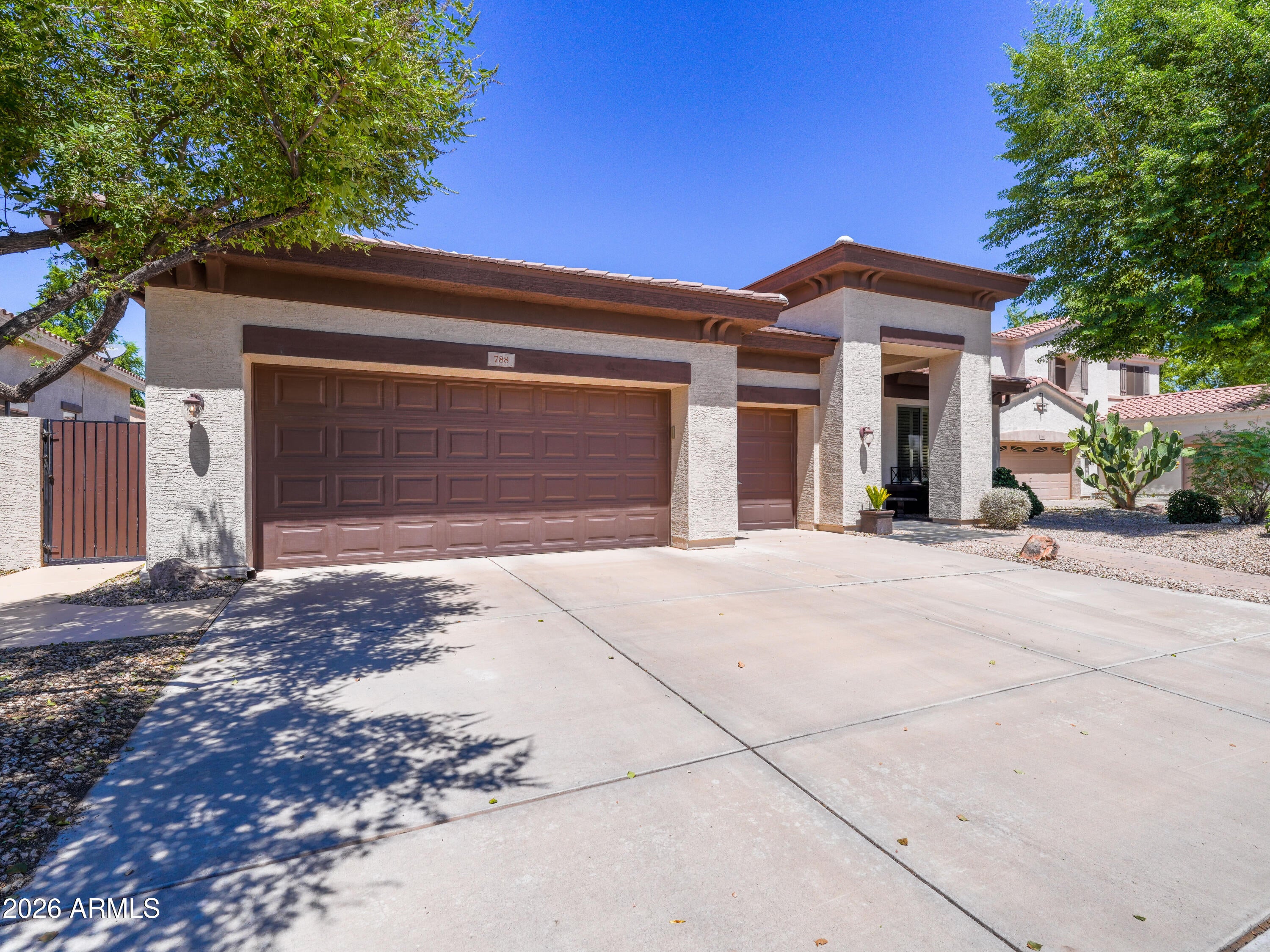 788 E SCORPIO Place
