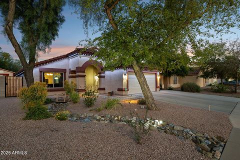 263 S DEL RANCHO -- Mesa AZ 85208