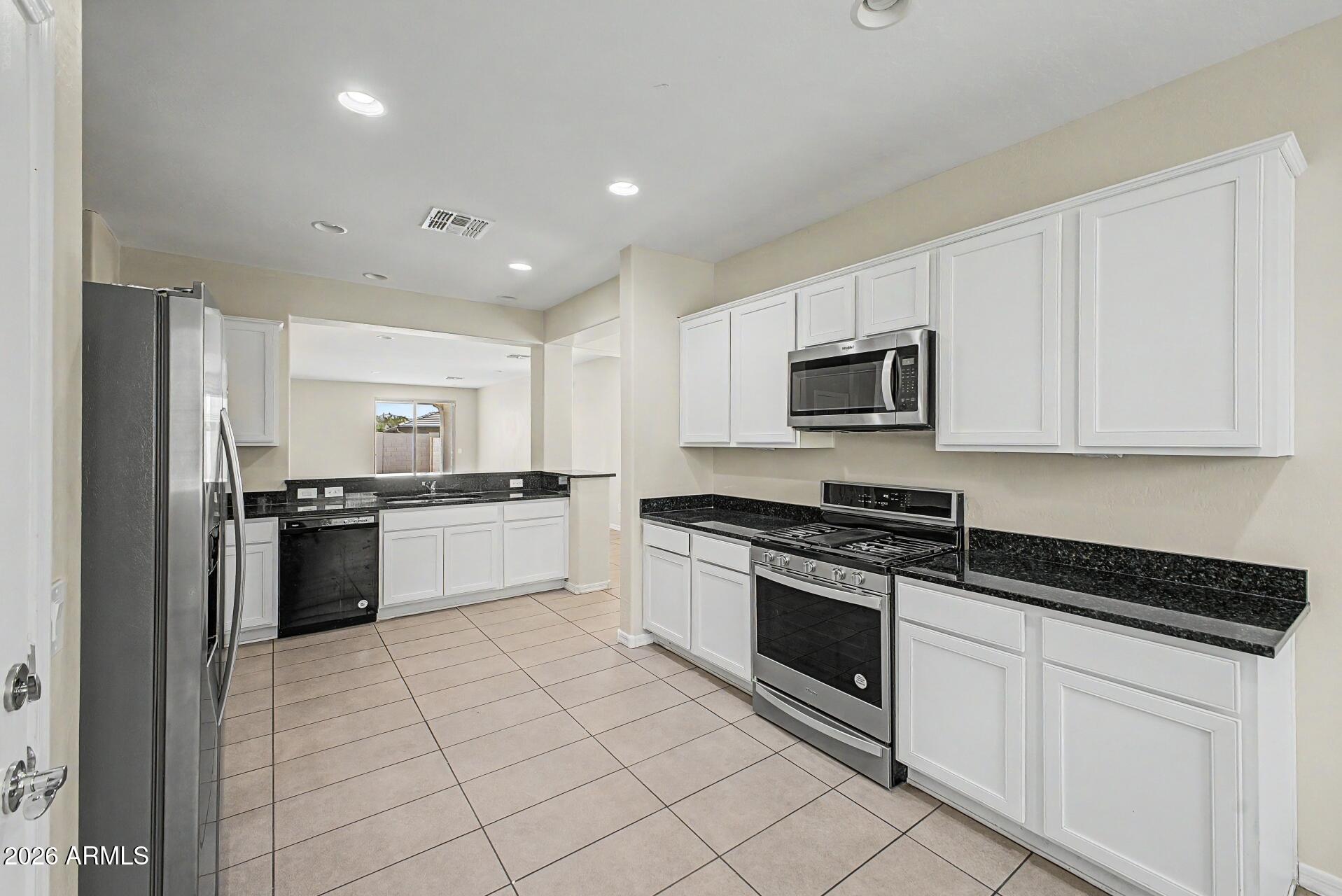 8747 W SOLANO Drive