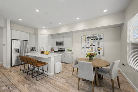 Photo of 5060 E Gallop Way, Scottsdale, AZ 85254 (MLS # 7014370)