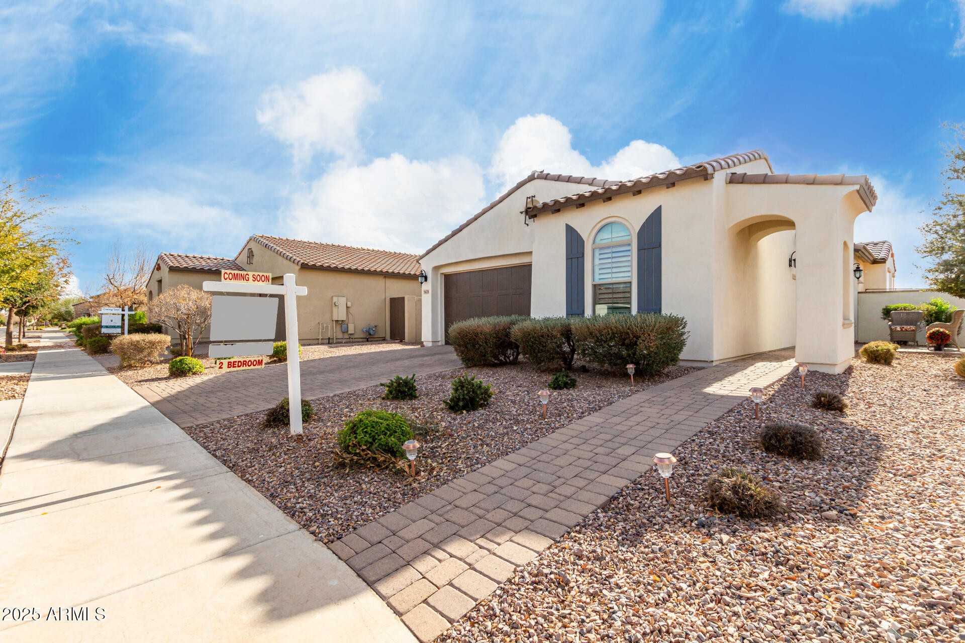 5624 S WINCHESTER --
