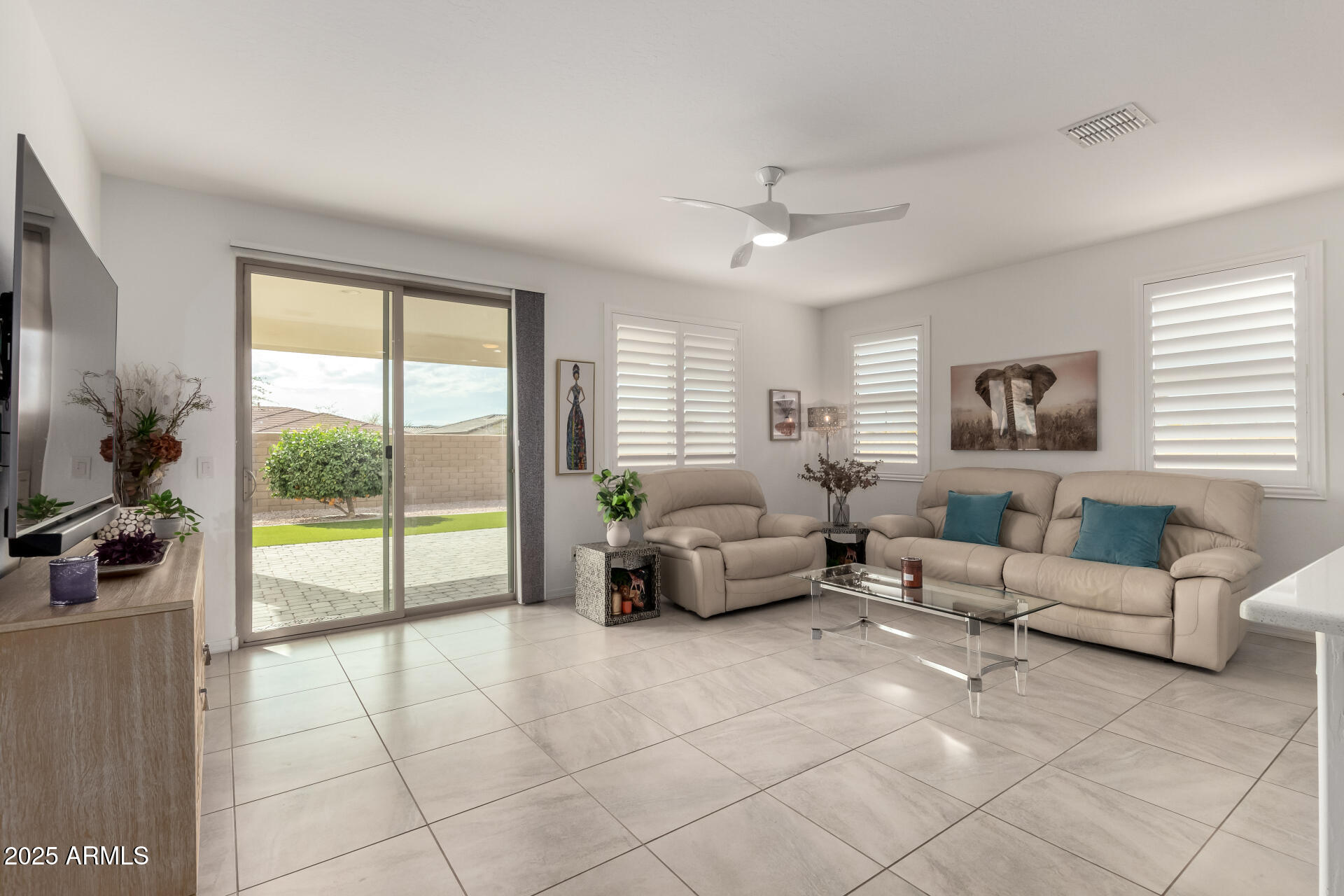 5624 S WINCHESTER --