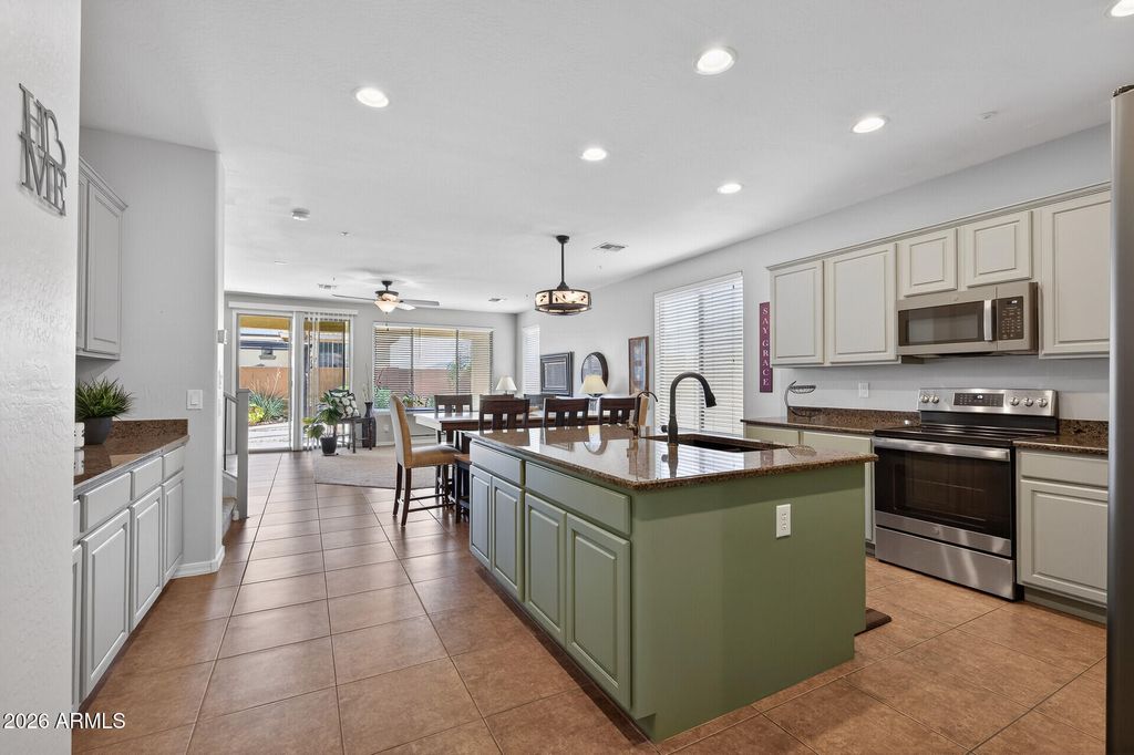 Photo of 7135 W Desert Mirage Drive, Peoria, AZ 85383 (MLS # 6997285)