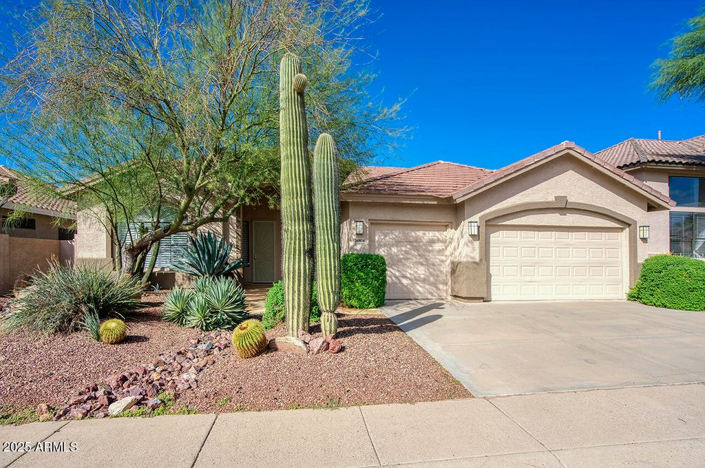 Photo of 26804 N 45th Place, Cave Creek, AZ 85331 (MLS # 6934030)