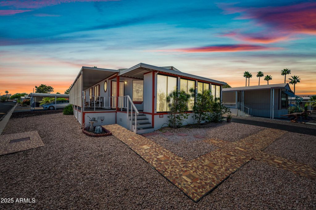 Photo of 2609 W Southern Avenue #12, Tempe, AZ 85282 (MLS # 6877011)