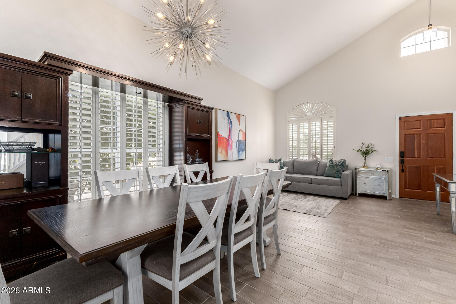 724 W SANDRA Terrace