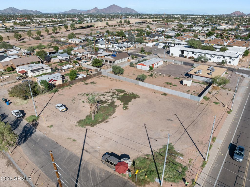 Photo of 1005 N 21st Place #-, Phoenix, AZ 85006 (MLS # 6939349)