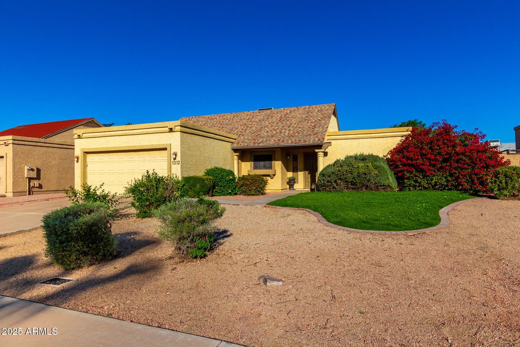 Photo of 1312 E Stephens Drive, Tempe, AZ 85283 (MLS # 6954450)